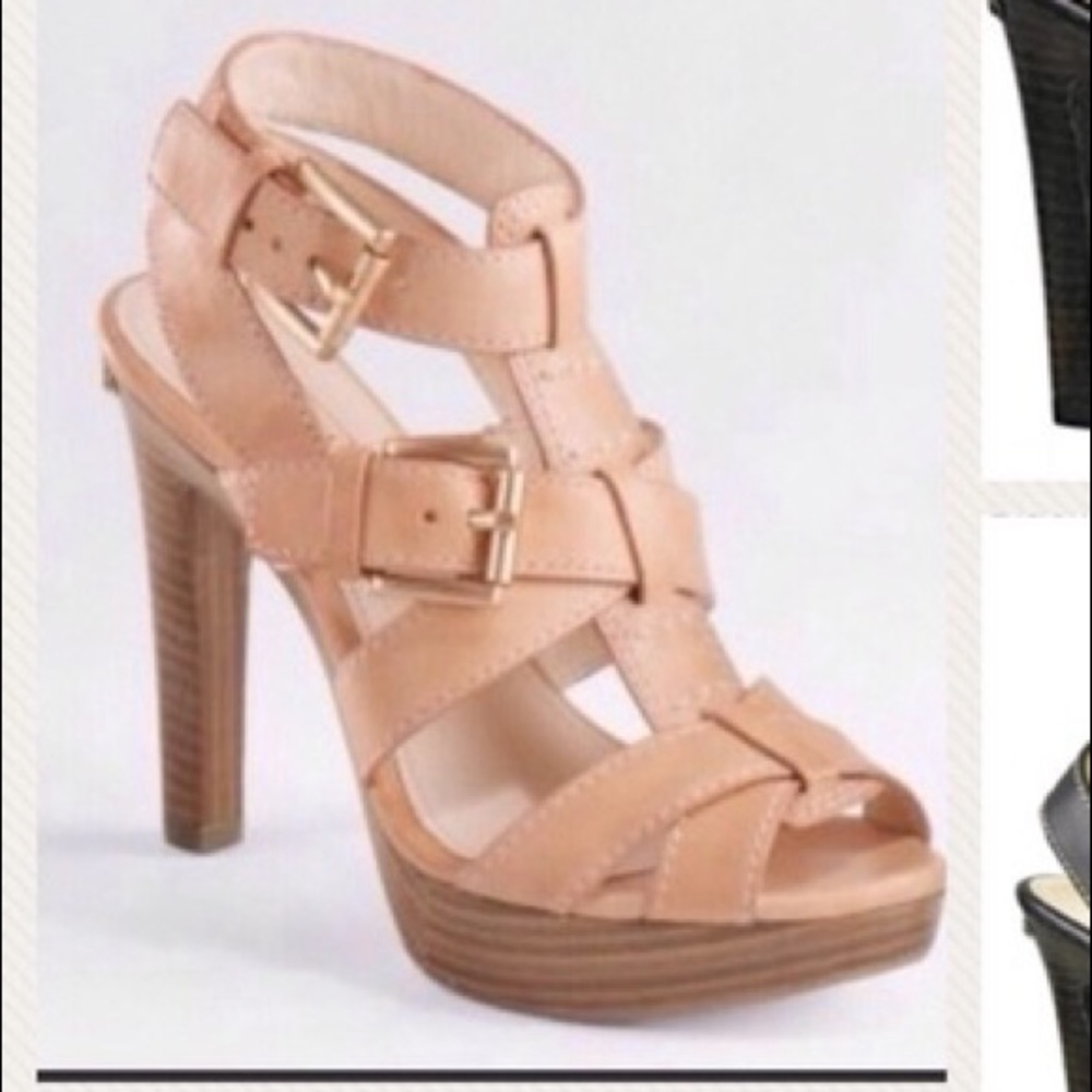 COACH STEFANIE LEATHER PLATFORM PUMP